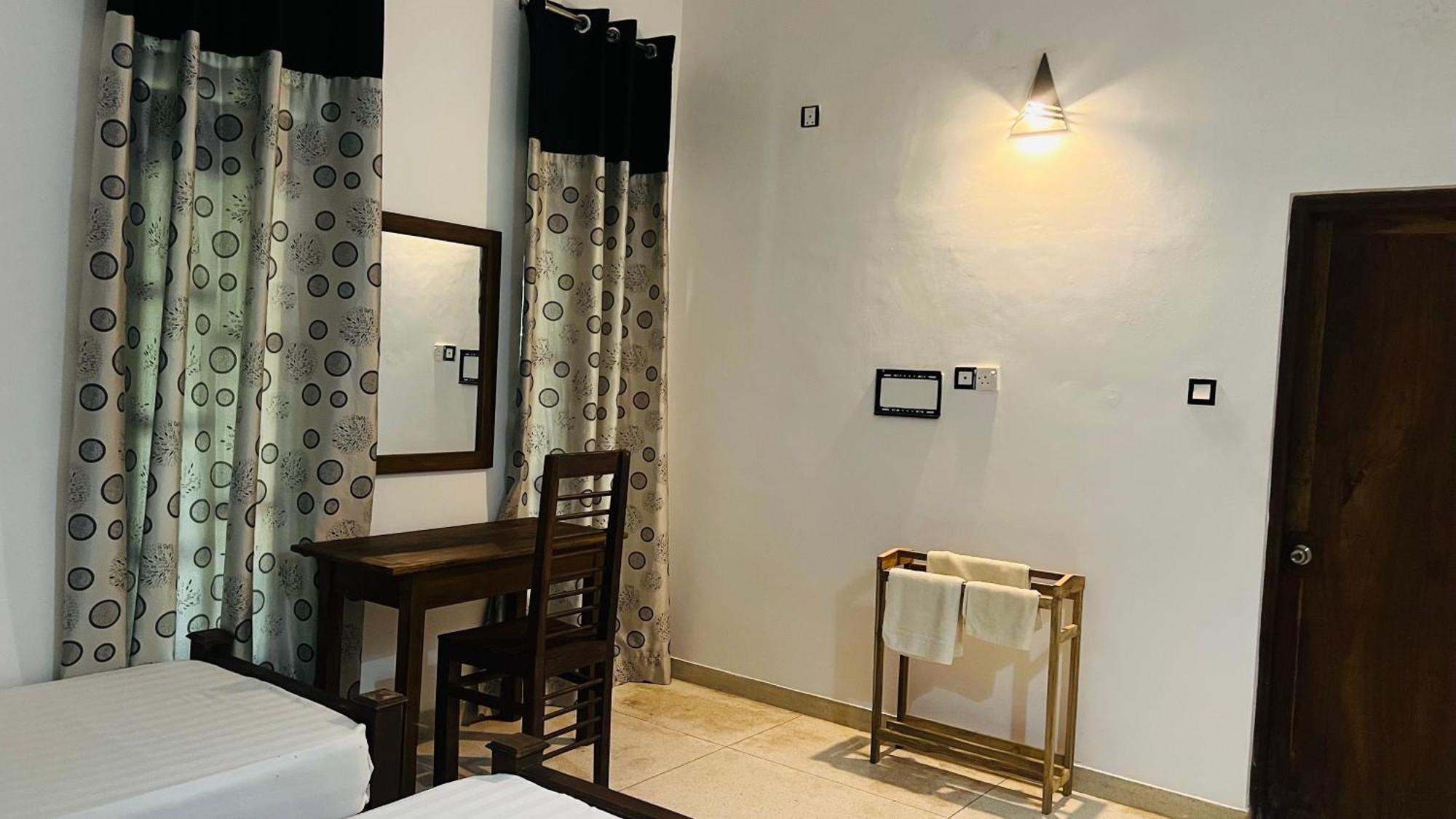 Kingfisher Resort & Retreat سيغيرِيا المظهر الخارجي الصورة