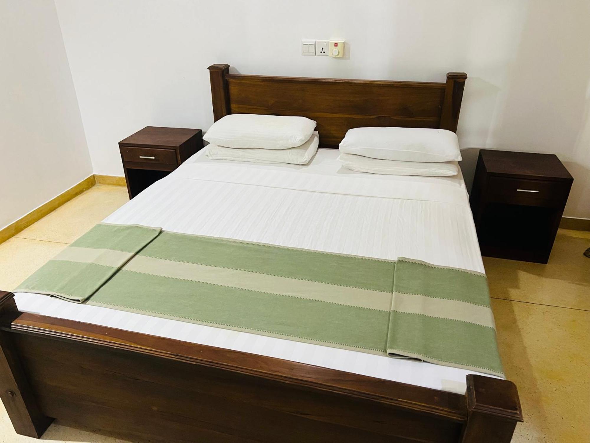 Kingfisher Resort & Retreat سيغيرِيا المظهر الخارجي الصورة