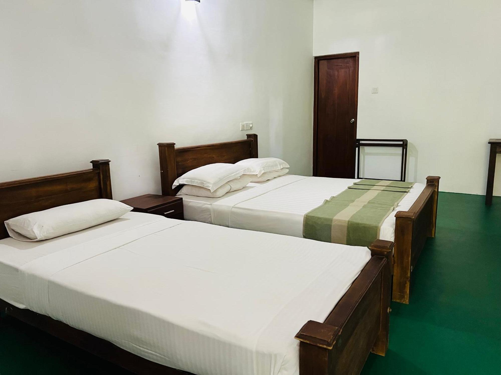 Kingfisher Resort & Retreat سيغيرِيا المظهر الخارجي الصورة