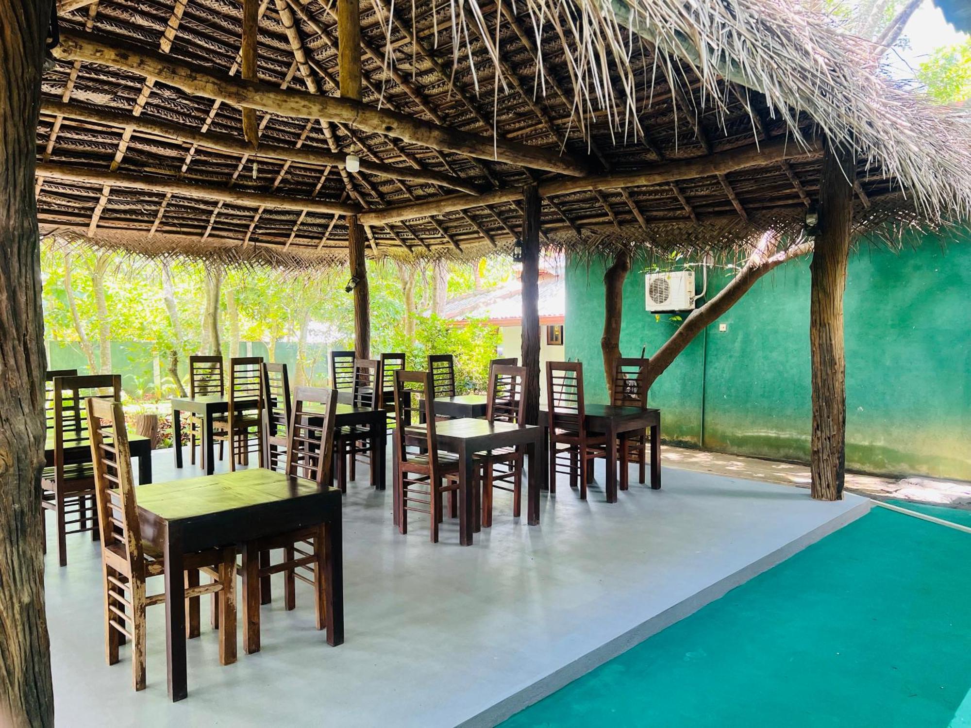 Kingfisher Resort & Retreat سيغيرِيا المظهر الخارجي الصورة